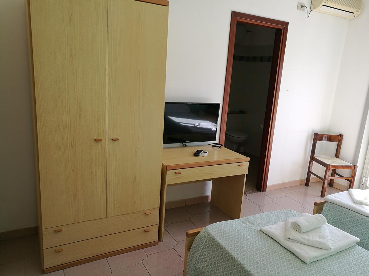 Hotel Royal Cattafi San Filippo del Mela エクステリア 写真
