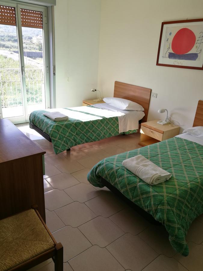 Hotel Royal Cattafi San Filippo del Mela エクステリア 写真